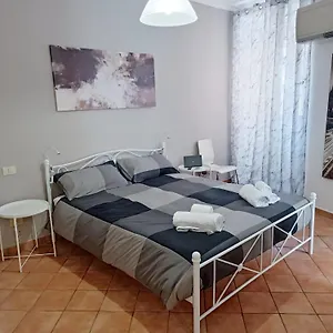 https://appartamento-teatro-marcello.it-romehotels.com